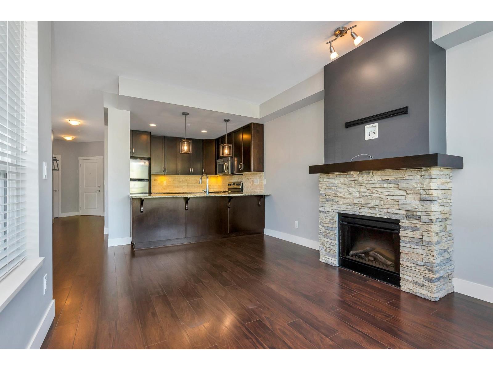 210 3192 Gladwin Road, Abbotsford, British Columbia  V2T 6M9 - Photo 15 - R3055979