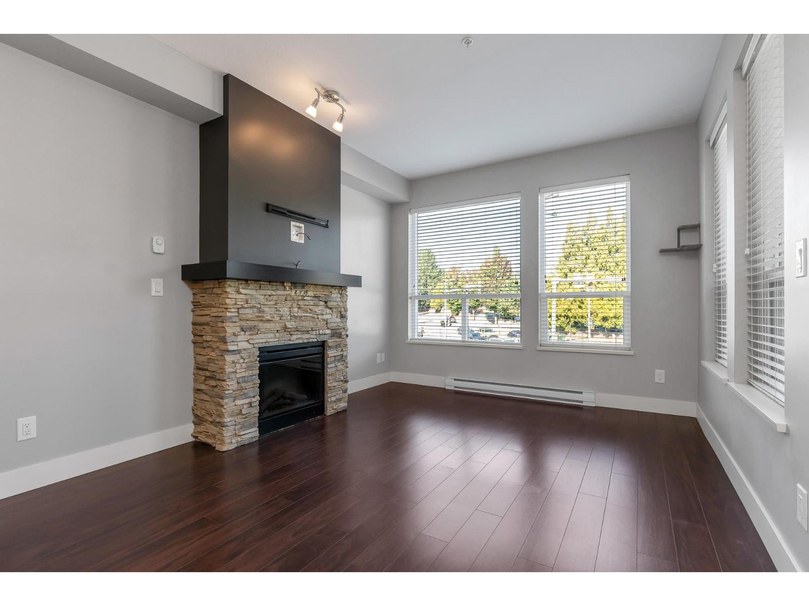 210 3192 Gladwin Road, Abbotsford, British Columbia  V2T 6M9 - Photo 12 - R3055979