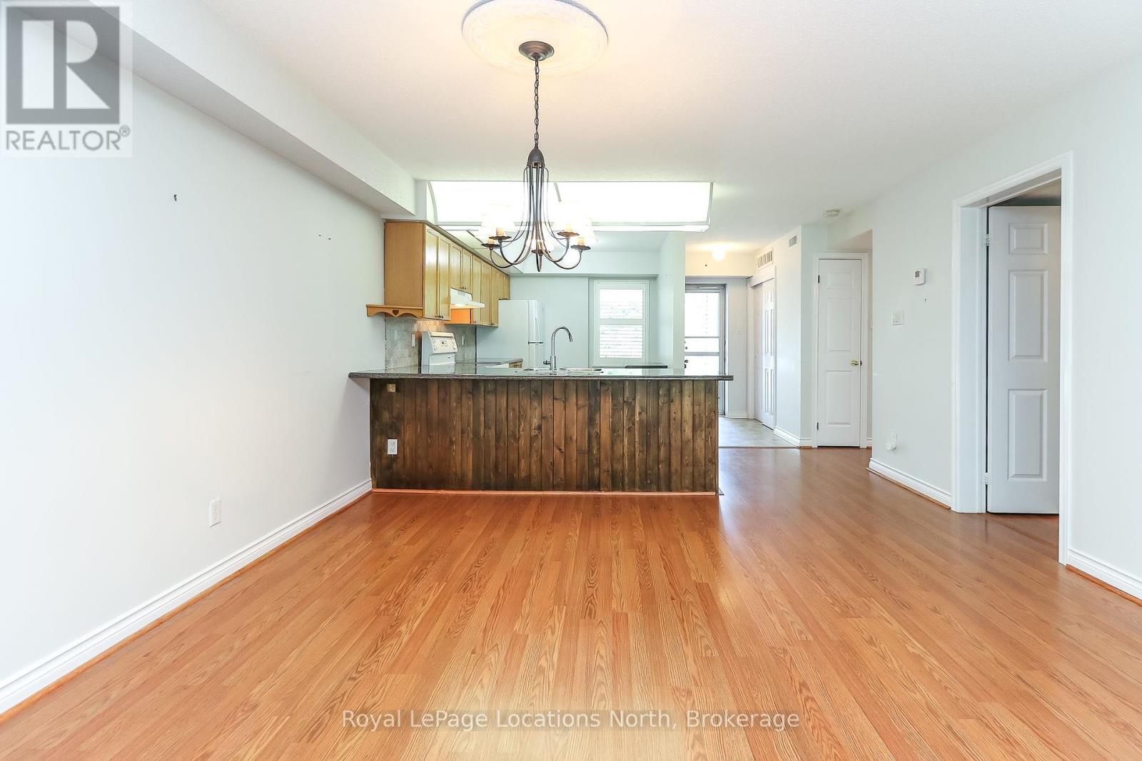 8 - 30 Mulligan Lane, Wasaga Beach, Ontario  L9Z 1C4 - Photo 12 - S12454395