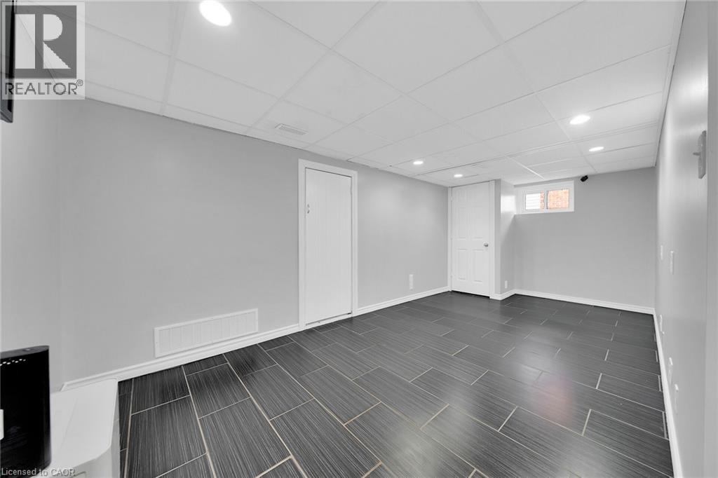 350 Pottruff Road N, Hamilton, Ontario  L8H 2M4 - Photo 35 - 40777920