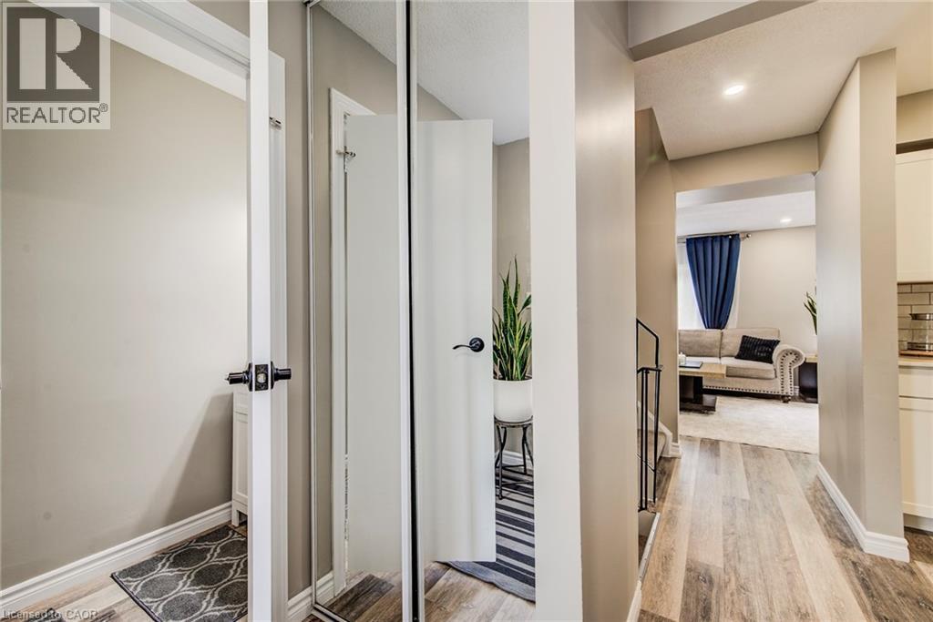 29 Paulander Drive Unit# 23, Kitchener, Ontario  N2M 5L2 - Photo 5 - 40777909