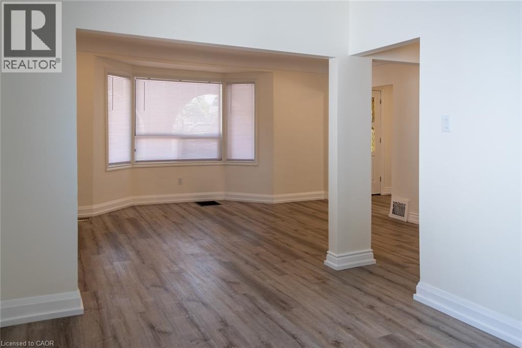 359 Queensdale Avenue E Unit# Upper, Hamilton, Ontario  L9A 1L5 - Photo 11 - 40777715