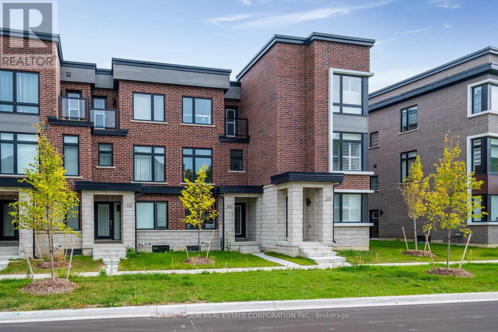 111 Cornell Rouge Boulevard, Markham (Cornell), Ontario  L6B 1R1 - Photo 2 - N12454233