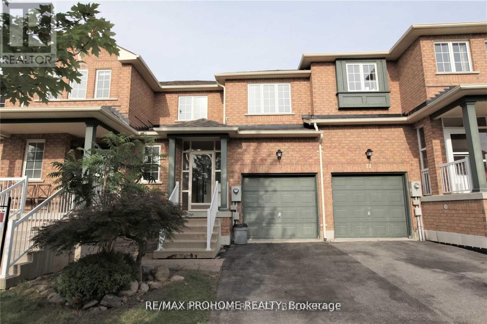 73 Briarcrest Drive, Markham, Ontario  L6C 3E7 - Photo 2 - N12454248