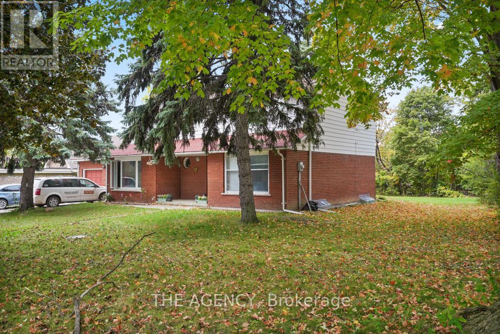 9846 Keele Street, Vaughan (Maple), Ontario  L6A 3Y4 - Photo 11 - N12454288