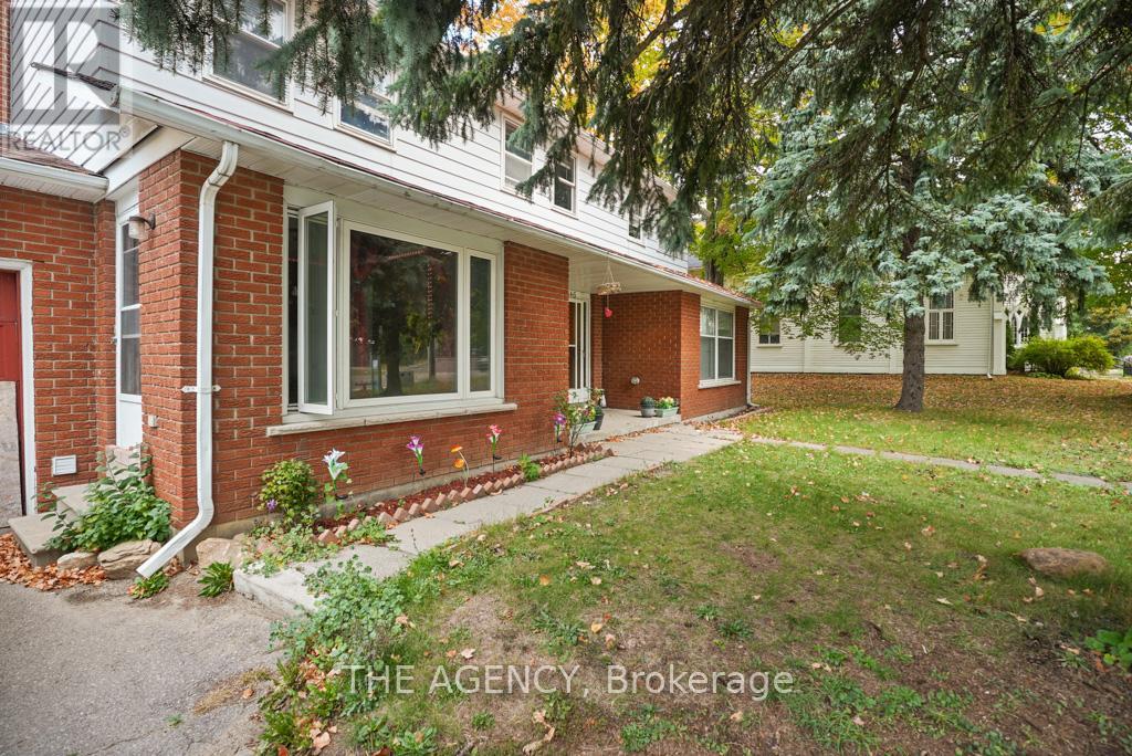 9846 Keele Street, Vaughan (Maple), Ontario  L6A 3Y4 - Photo 12 - N12454288