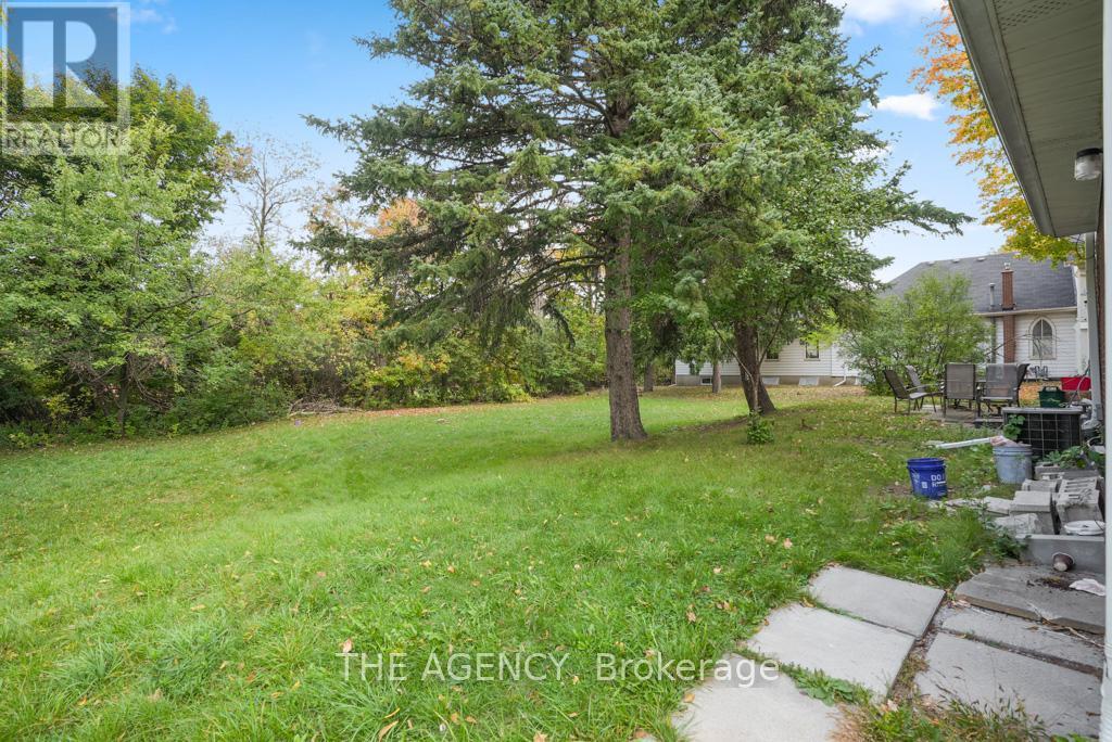 9846 Keele Street, Vaughan (Maple), Ontario  L6A 3Y4 - Photo 17 - N12454288