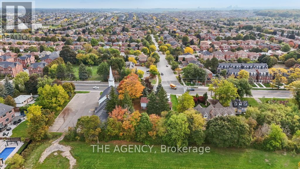 9846 Keele Street, Vaughan (Maple), Ontario  L6A 3Y4 - Photo 5 - N12454288