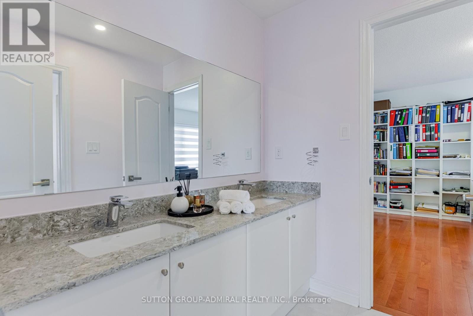 171 Sunset Beach Road, Richmond Hill, Ontario  L4E 3G7 - Photo 28 - N12454315