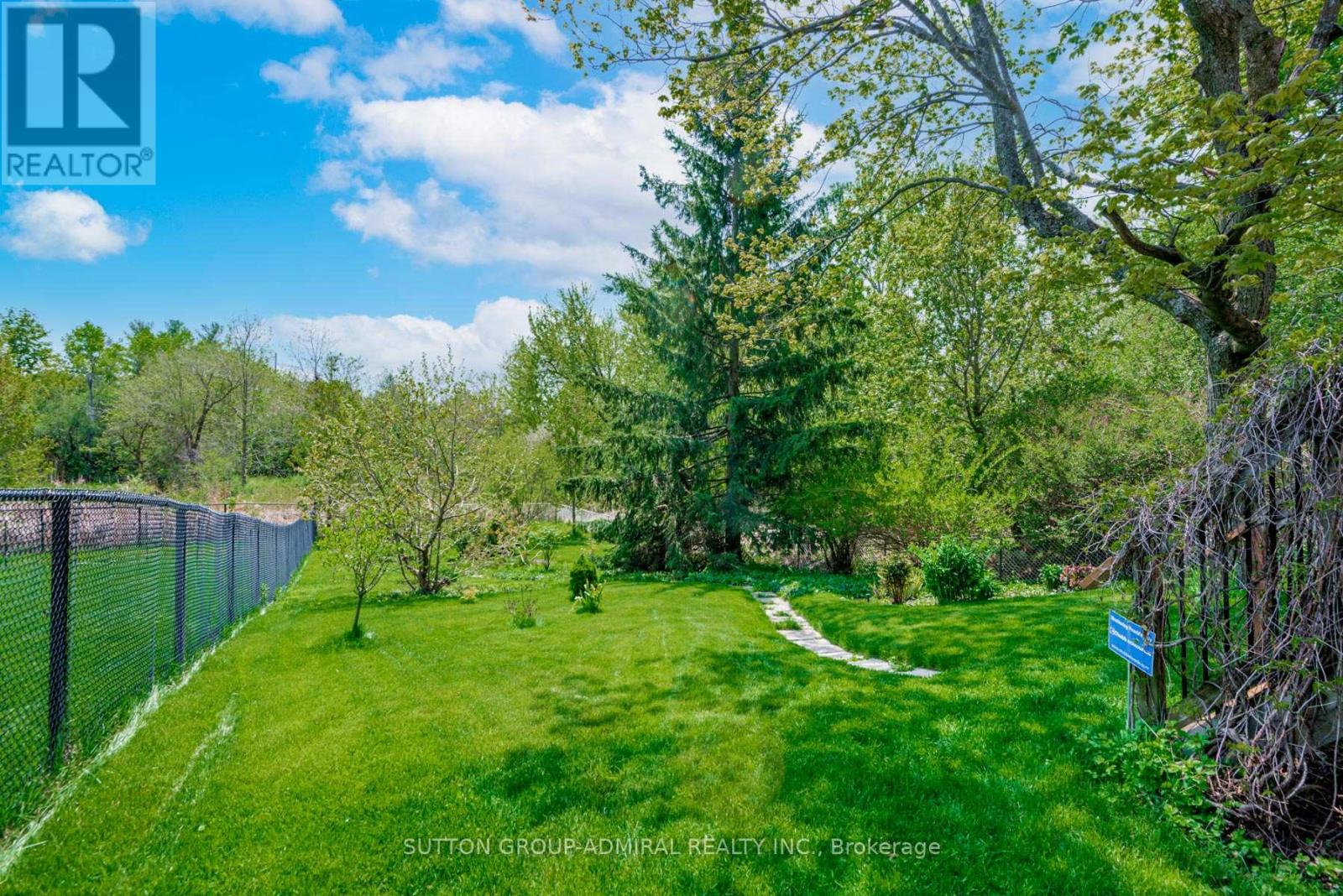 171 Sunset Beach Road, Richmond Hill, Ontario  L4E 3G7 - Photo 44 - N12454315