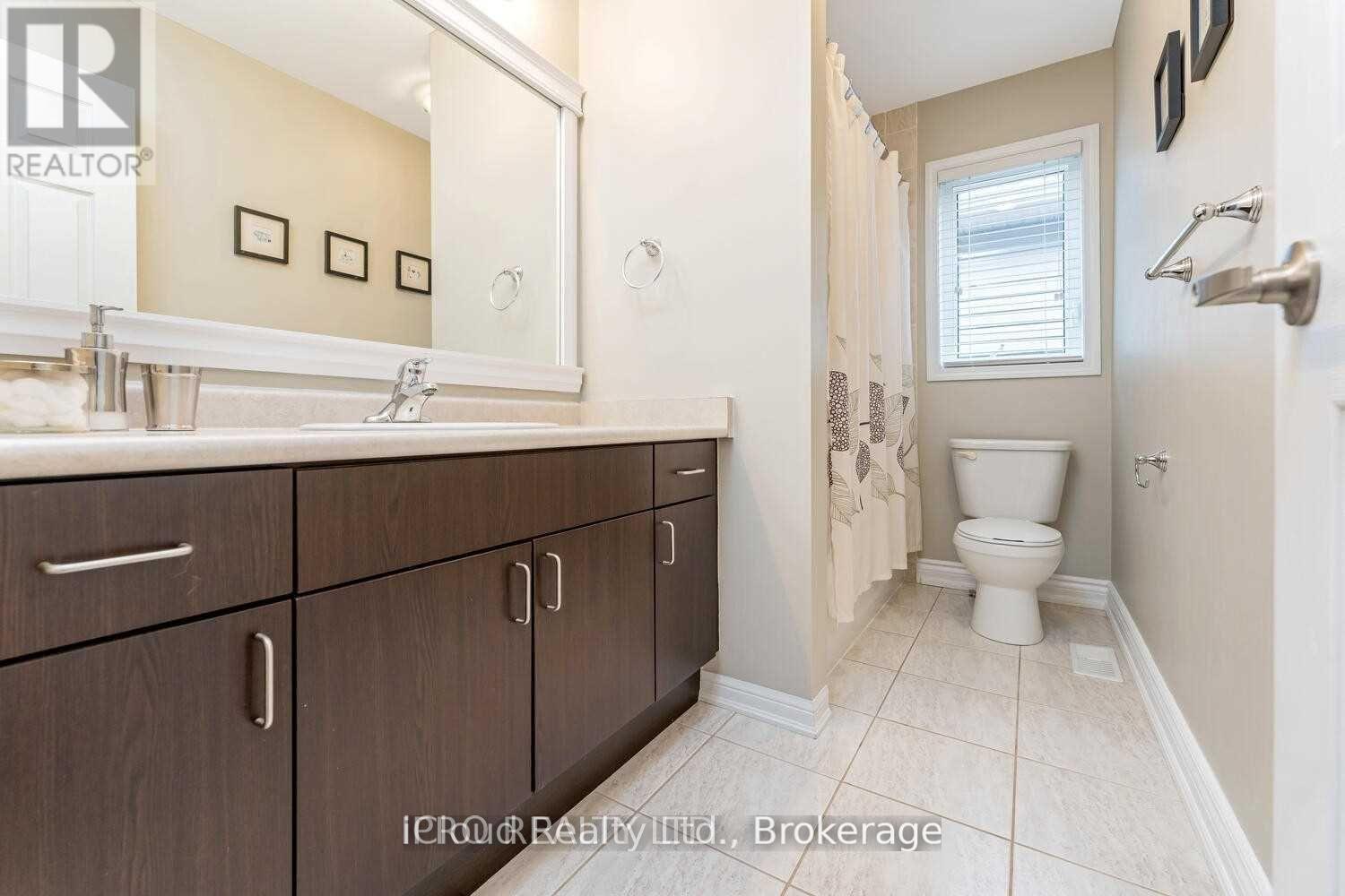 883 Pickersgill Crescent, Milton, Ontario  L9T 7T7 - Photo 25 - W12361101