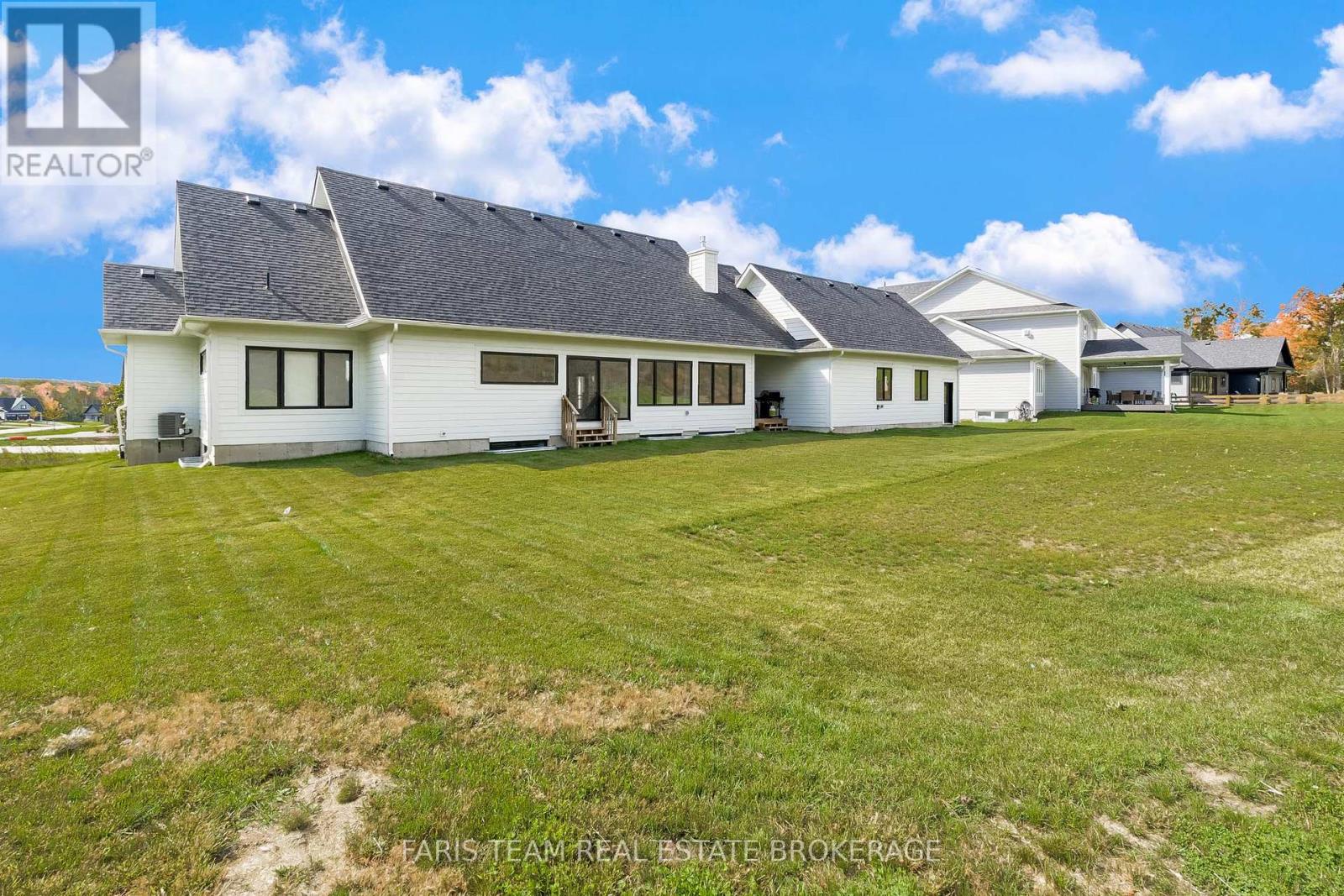 17 Clydesdale Court, Oro-Medonte, Ontario  L0K 1E0 - Photo 41 - S12454302