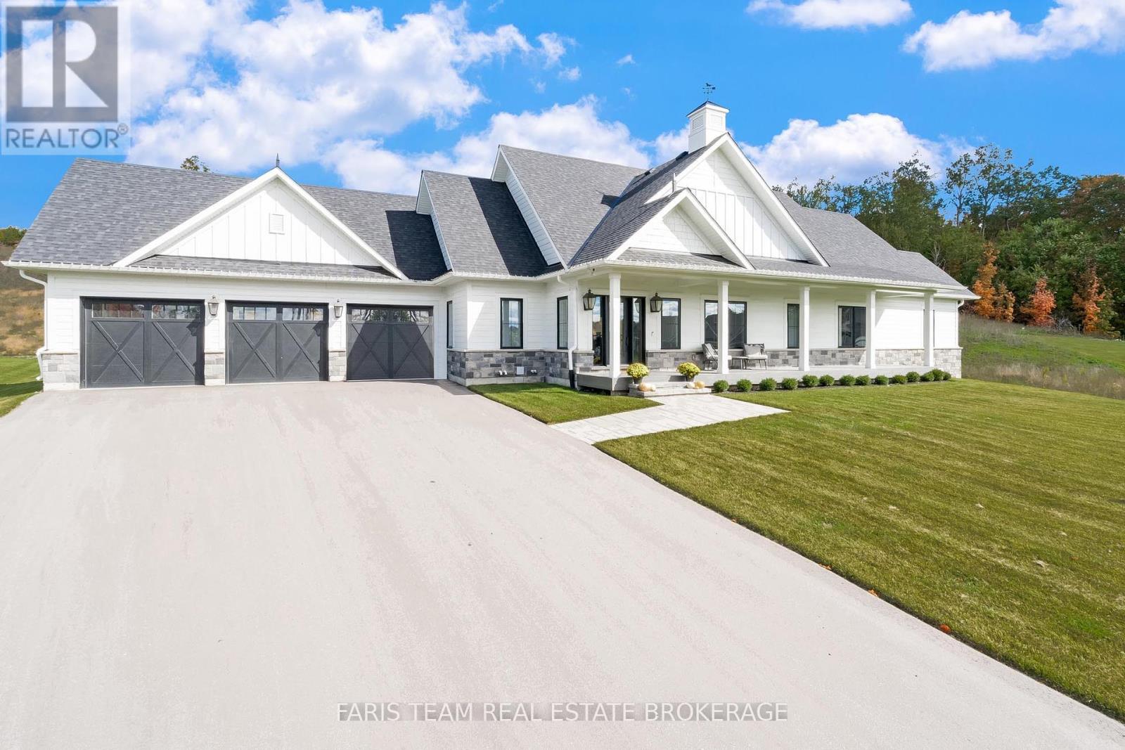 17 Clydesdale Court, Oro-Medonte, Ontario  L0K 1E0 - Photo 5 - S12454302