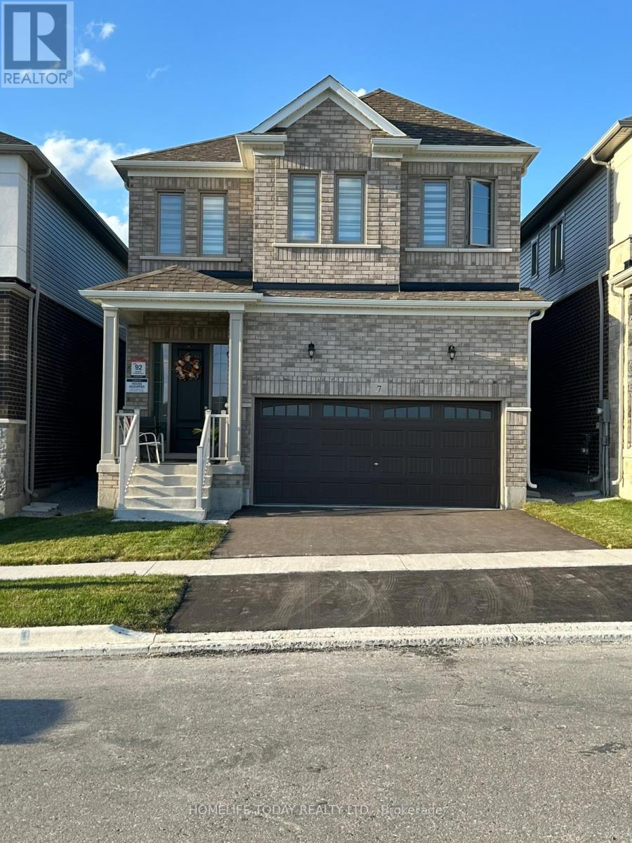 7 PHOENIX BOULEVARD, Barrie, Ontario