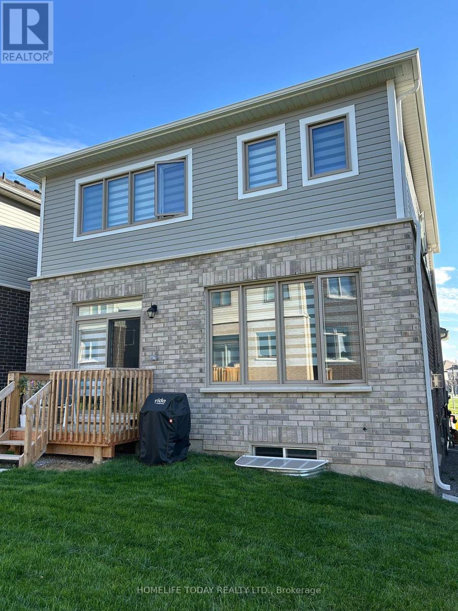 7 Phoenix Boulevard, Barrie, Ontario  L9S 2Z4 - Photo 15 - S12454348