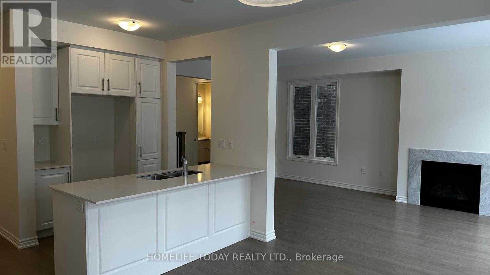 7 Phoenix Boulevard, Barrie, Ontario  L9S 2Z4 - Photo 6 - S12454348