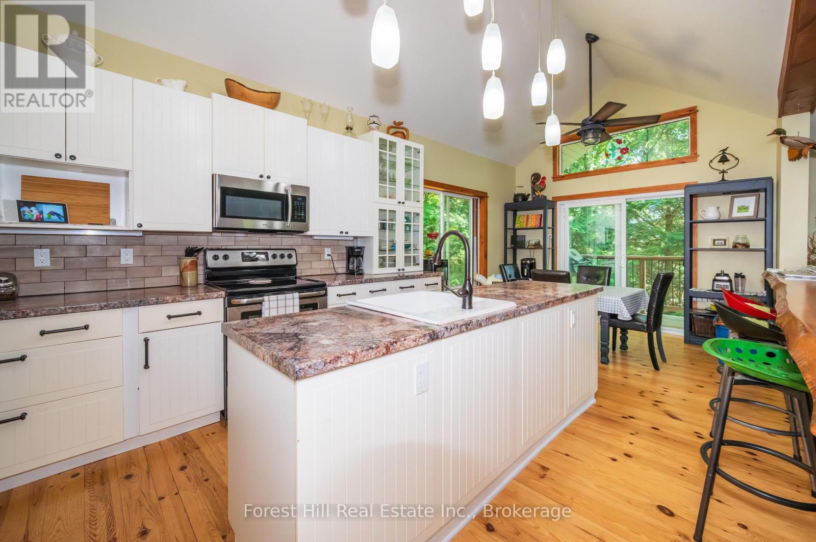 1289 Delbrooke Road, Lake Of Bays (Ridout), Ontario  P0H 1H0 - Photo 12 - X12454411