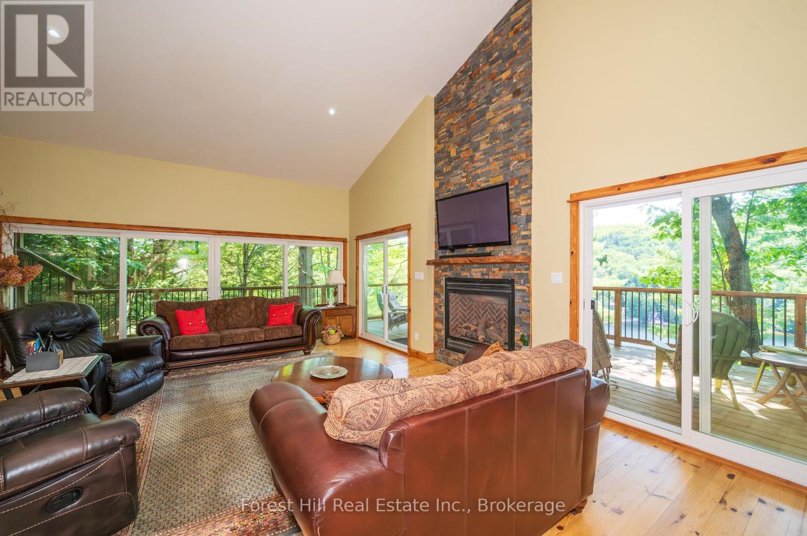 1289 Delbrooke Road, Lake Of Bays (Ridout), Ontario  P0H 1H0 - Photo 19 - X12454411