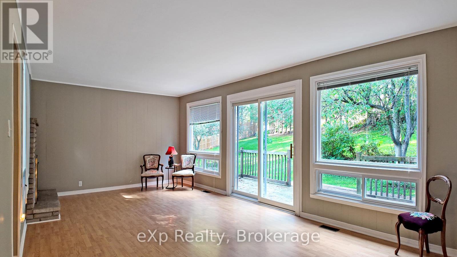 69 8th Street, Hanover, Ontario  N4N 1J1 - Photo 13 - X12454421