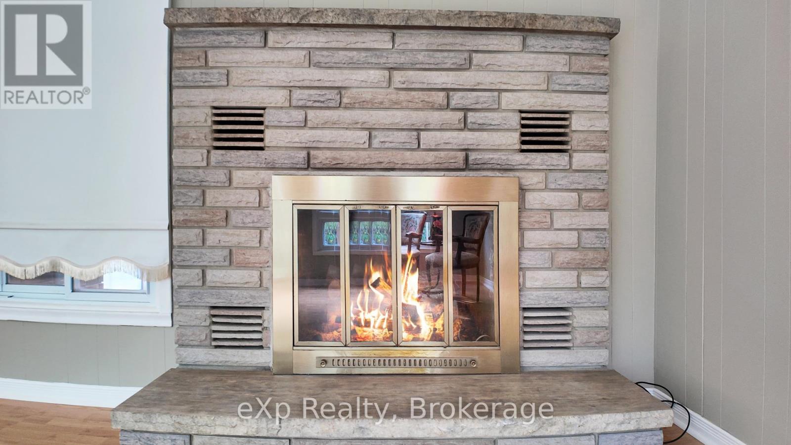 69 8th Street, Hanover, Ontario  N4N 1J1 - Photo 16 - X12454421
