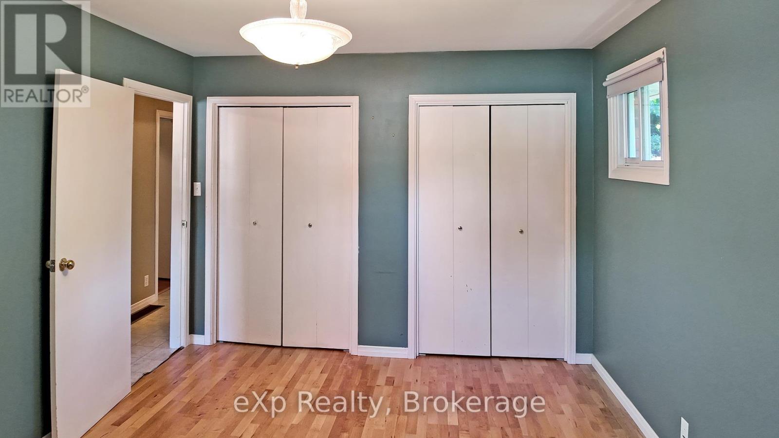 69 8th Street, Hanover, Ontario  N4N 1J1 - Photo 18 - X12454421