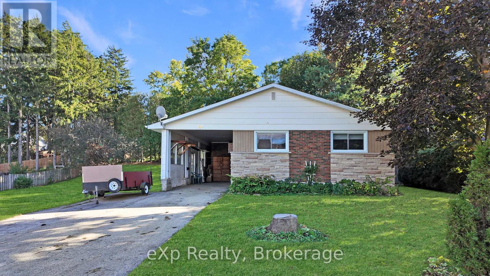69 8th Street, Hanover, Ontario  N4N 1J1 - Photo 2 - X12454421