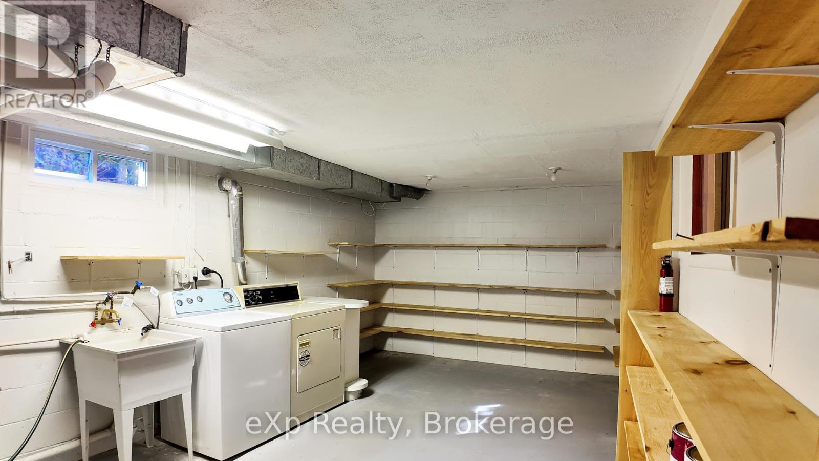 69 8th Street, Hanover, Ontario  N4N 1J1 - Photo 31 - X12454421