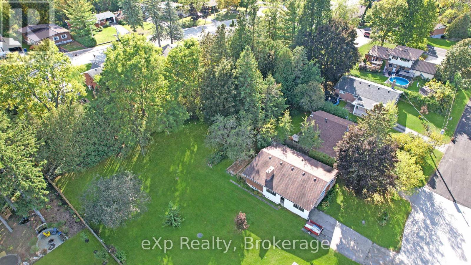 69 8th Street, Hanover, Ontario  N4N 1J1 - Photo 37 - X12454421