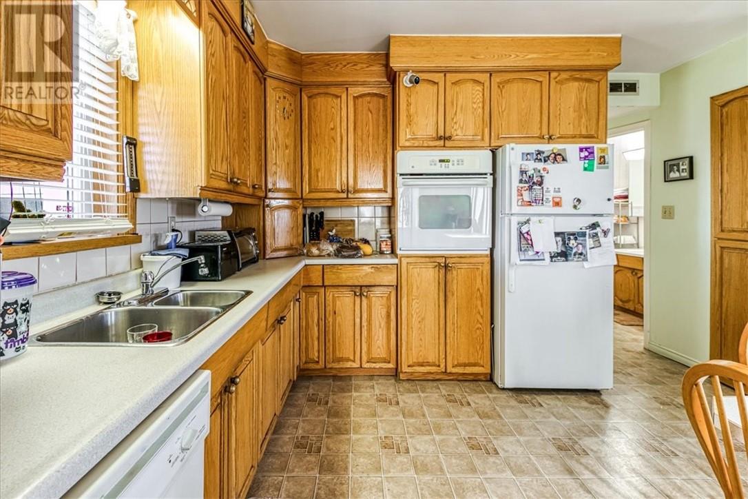 17 Morin Street, Chelmsford, Ontario  P0M 1L0 - Photo 12 - 2125158