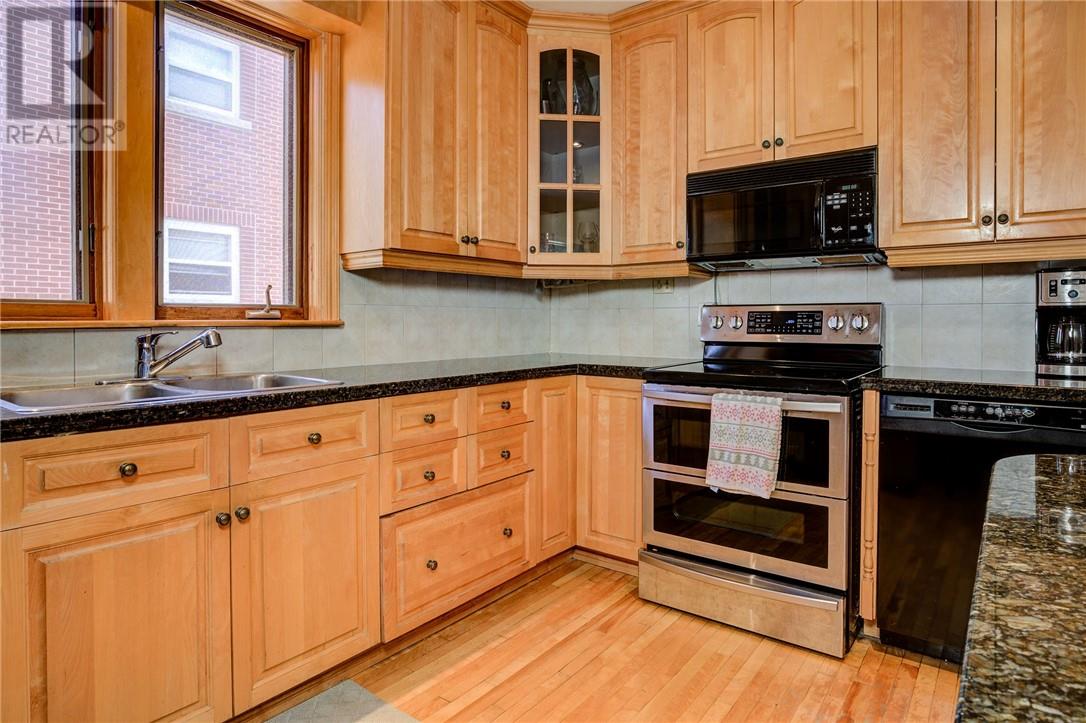 72 Edmund Street, Sudbury, Ontario  P3E 1L5 - Photo 5 - 2125153