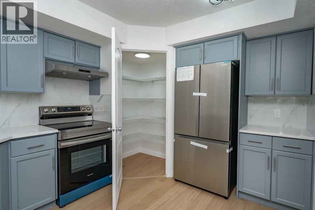 3, 55 Collingwood Place Nw, Calgary, Alberta  T2L 0R1 - Photo 9 - A2253421