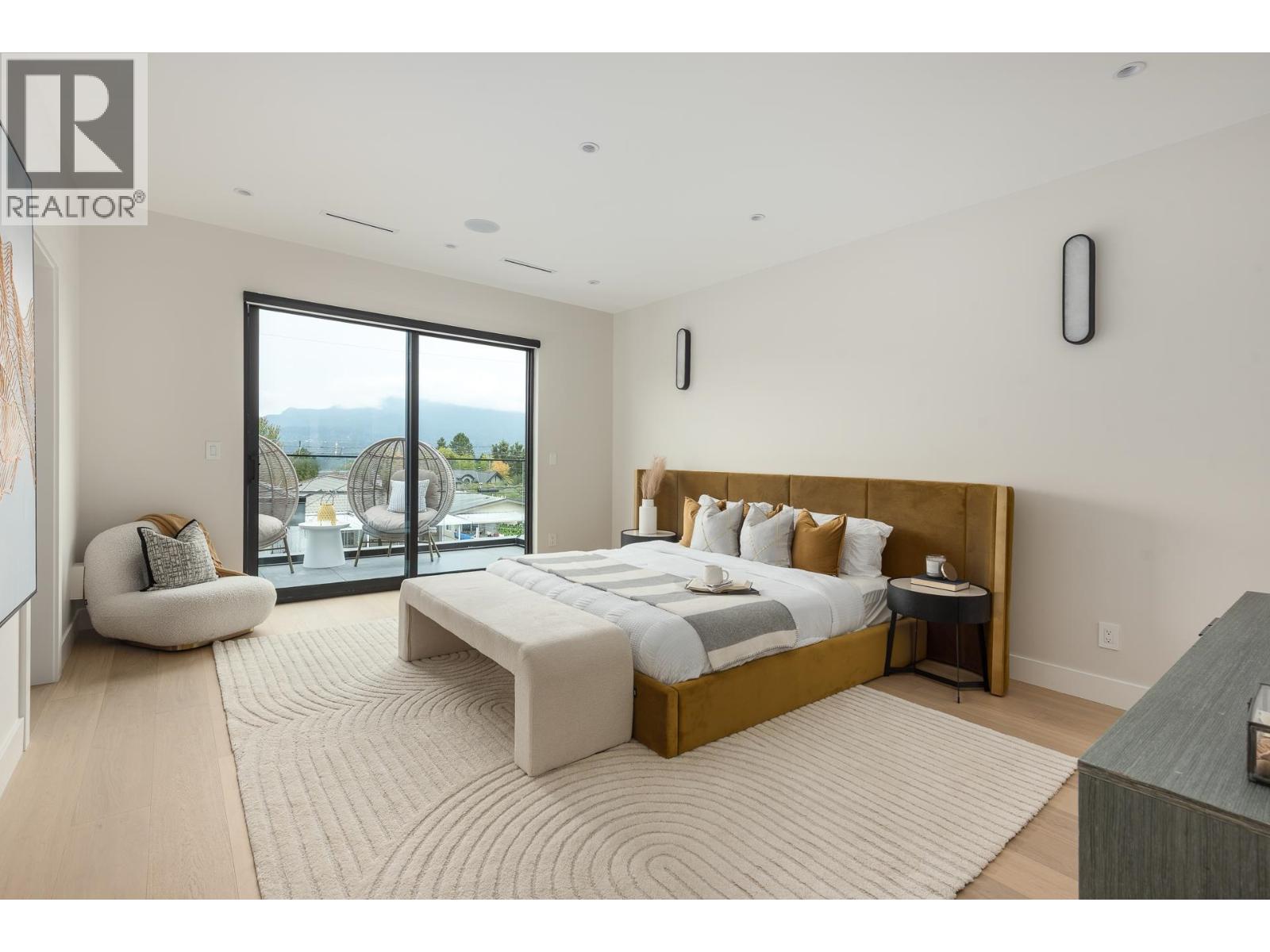 4413 Oxford Street, Burnaby, British Columbia  V5C 1E6 - Photo 14 - R3053380