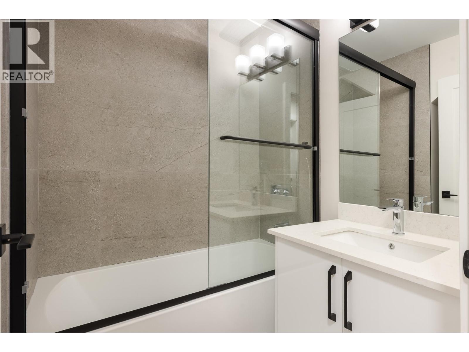 4413 Oxford Street, Burnaby, British Columbia  V5C 1E6 - Photo 33 - R3053380