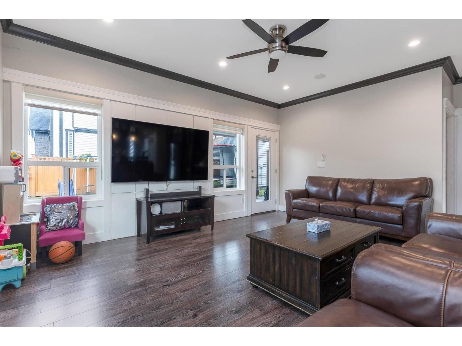 27625 Railcar Crescent, Abbotsford, British Columbia  V4X 0B8 - Photo 11 - R3057055