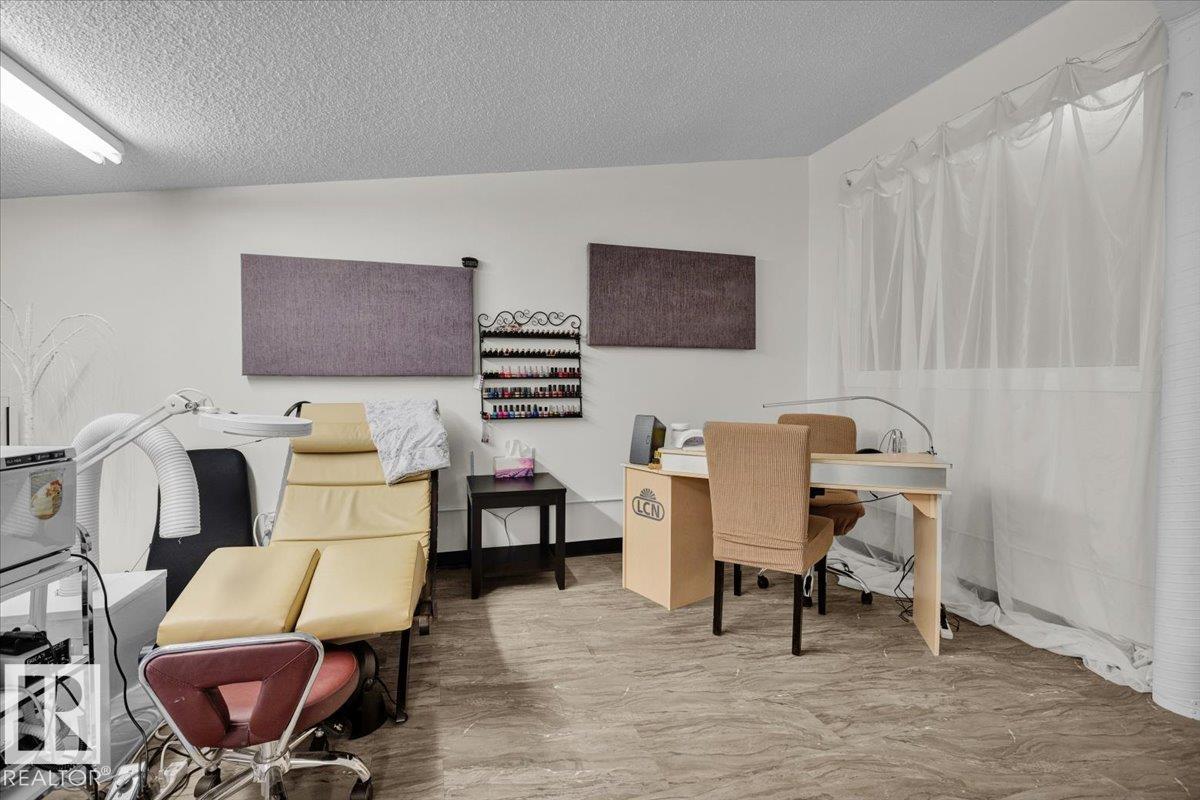10016 164 St Nw Nw, Edmonton, Alberta  T5P 4Y3 - Photo 29 - E4461471