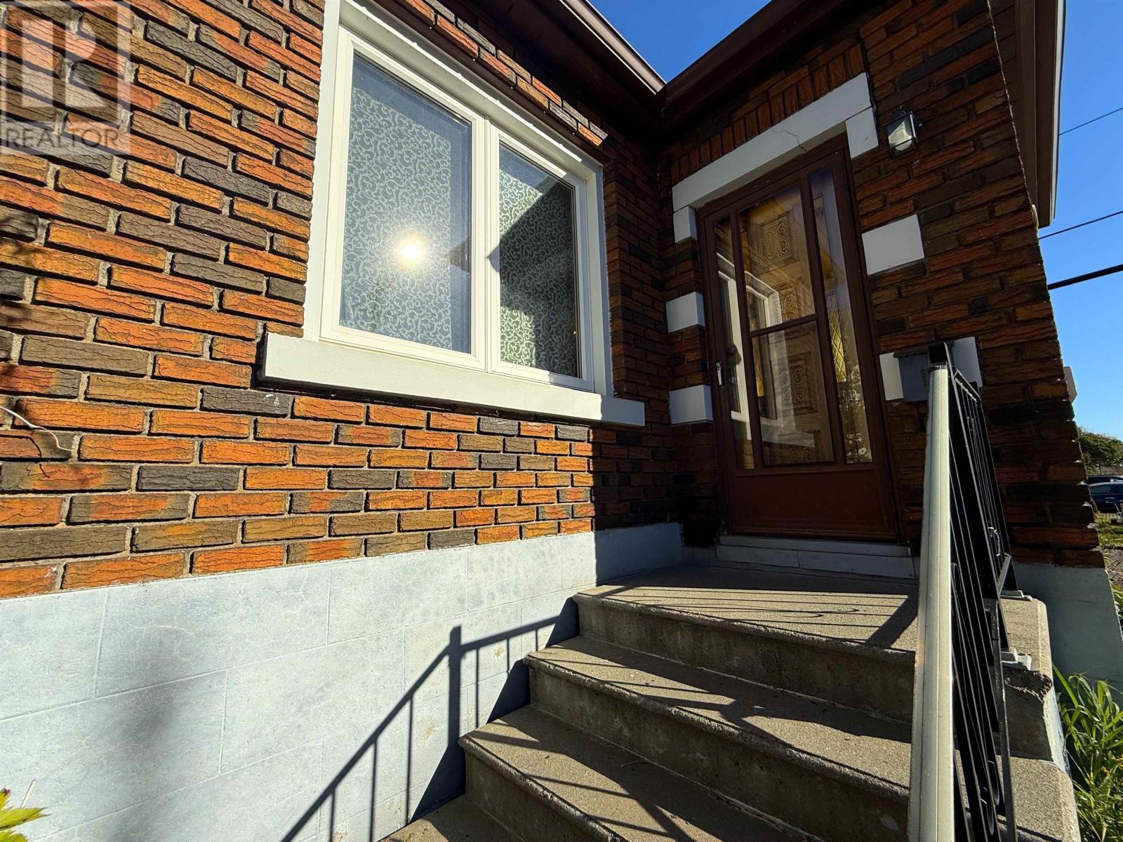 600 Mcdonald St, Thunder Bay, Ontario  P7C 3E1 - Photo 2 - TB253182
