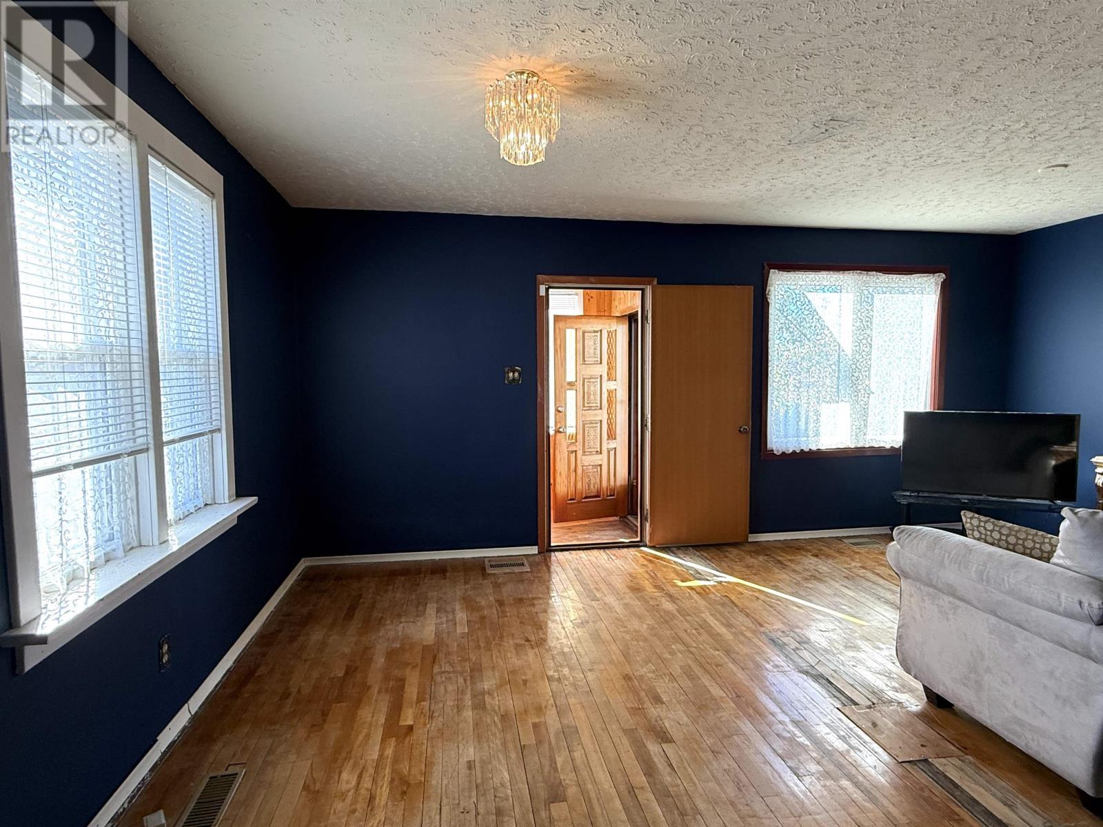 600 Mcdonald St, Thunder Bay, Ontario  P7C 3E1 - Photo 5 - TB253182