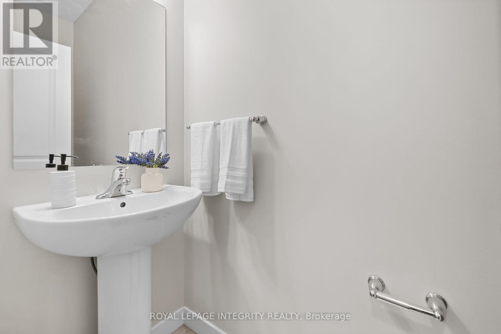 428 Gidran Circle, Ottawa, Ontario  K2V 0P5 - Photo 17 - X12454375