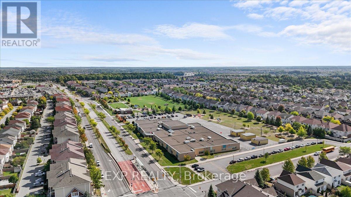 300 Grayburn Way, Ottawa, Ontario  K2J 0V8 - Photo 48 - X12454417