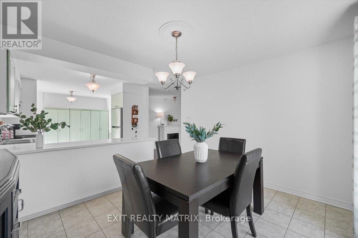 8089 Laurie Lane, Ottawa, Ontario  K0A 2P0 - Photo 10 - X12454418