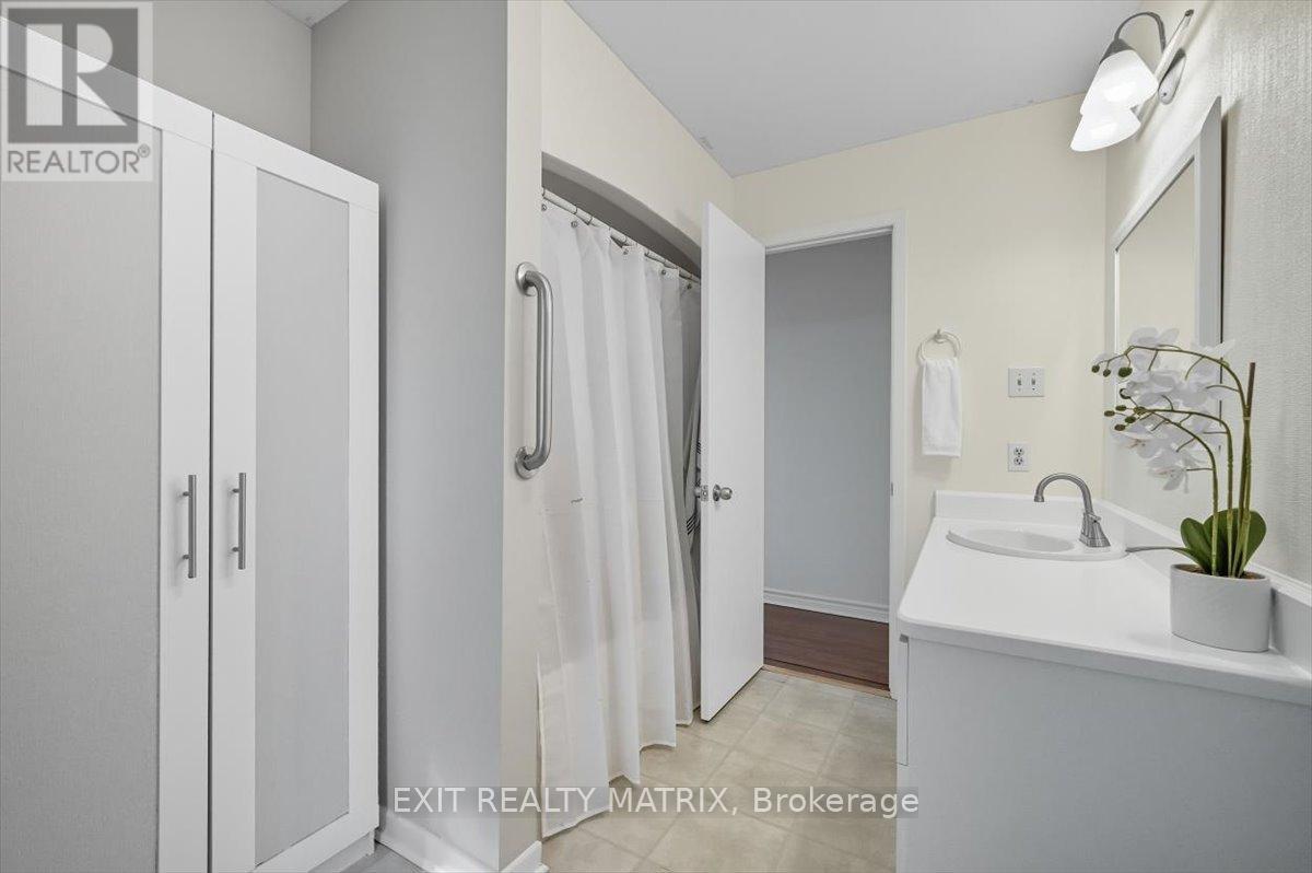 8089 Laurie Lane, Ottawa, Ontario  K0A 2P0 - Photo 20 - X12454418