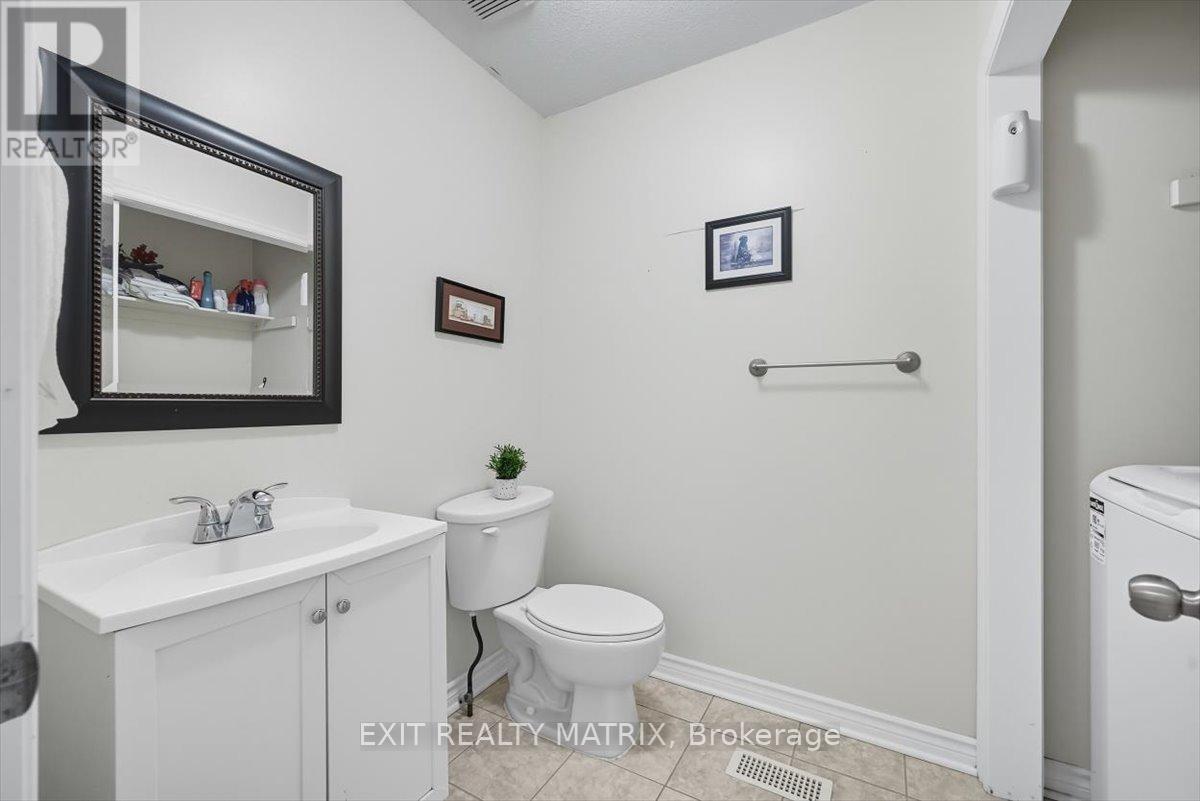 8089 Laurie Lane, Ottawa, Ontario  K0A 2P0 - Photo 21 - X12454418