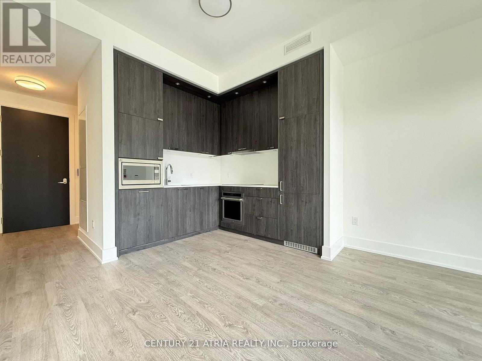106 - 259 THE KINGSWAY, Toronto, Ontario