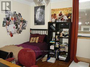 Main - 28 Villa Road, Toronto, Ontario  M8W 1M5 - Photo 4 - W12454205