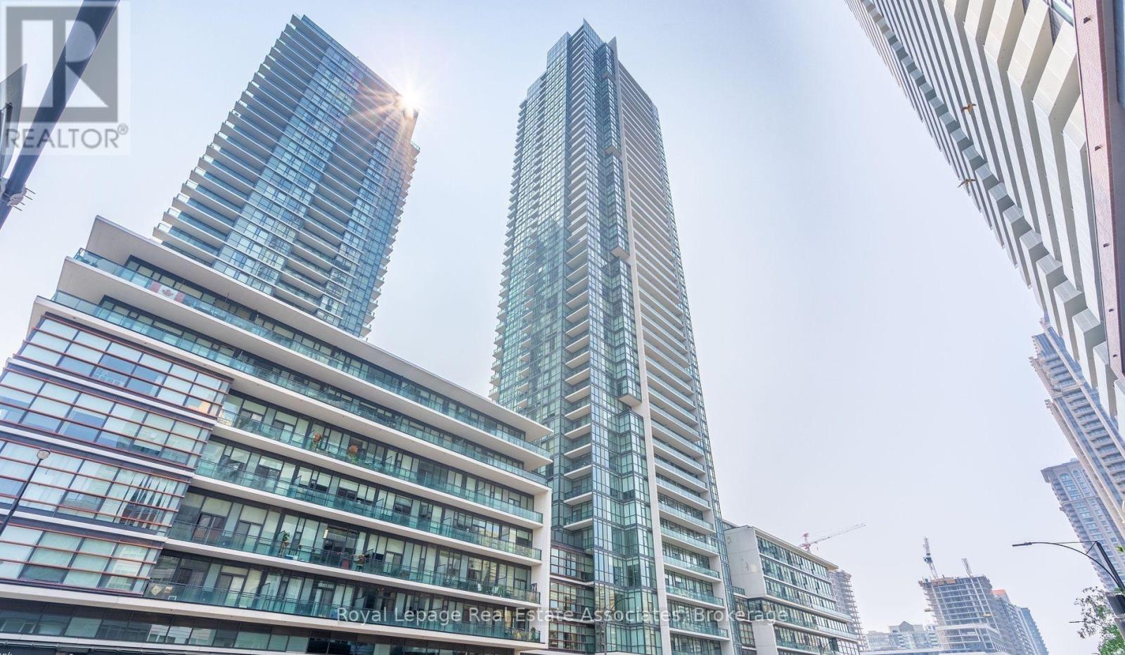 4403 - 4070 CONFEDERATION PARKWAY, Mississauga, Ontario