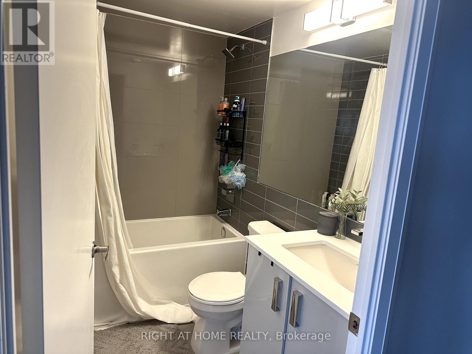 3002 - 30 Gibbs Road, Toronto, Ontario  M9B 0E4 - Photo 34 - W12454279