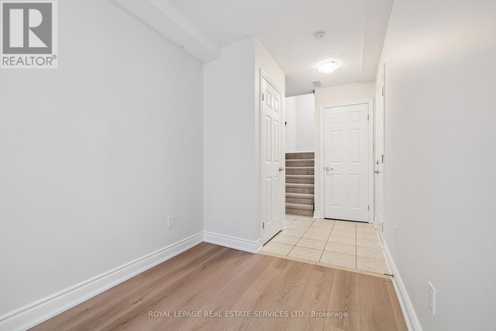 34 - 2280 Baronwood Drive, Oakville, Ontario  L6M 4Z5 - Photo 18 - W12454300