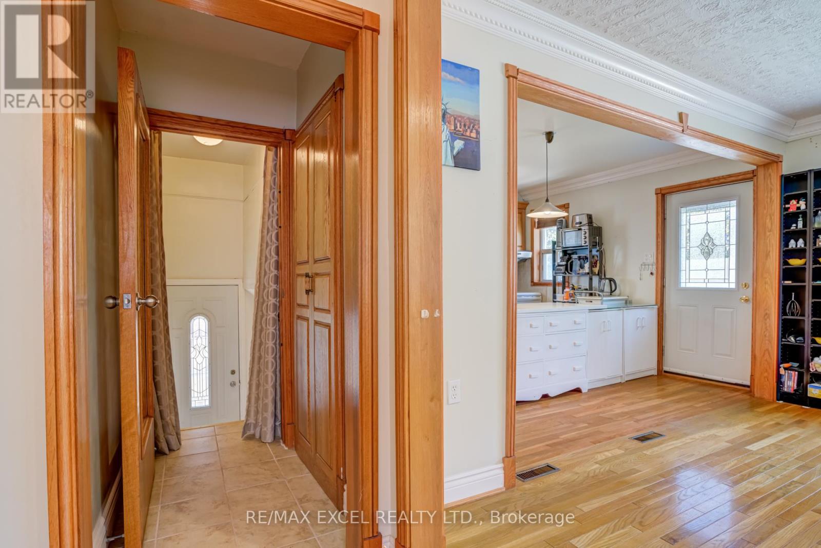 45 Stanmills Road, Toronto, Ontario  M8Z 1Y1 - Photo 19 - W12454312
