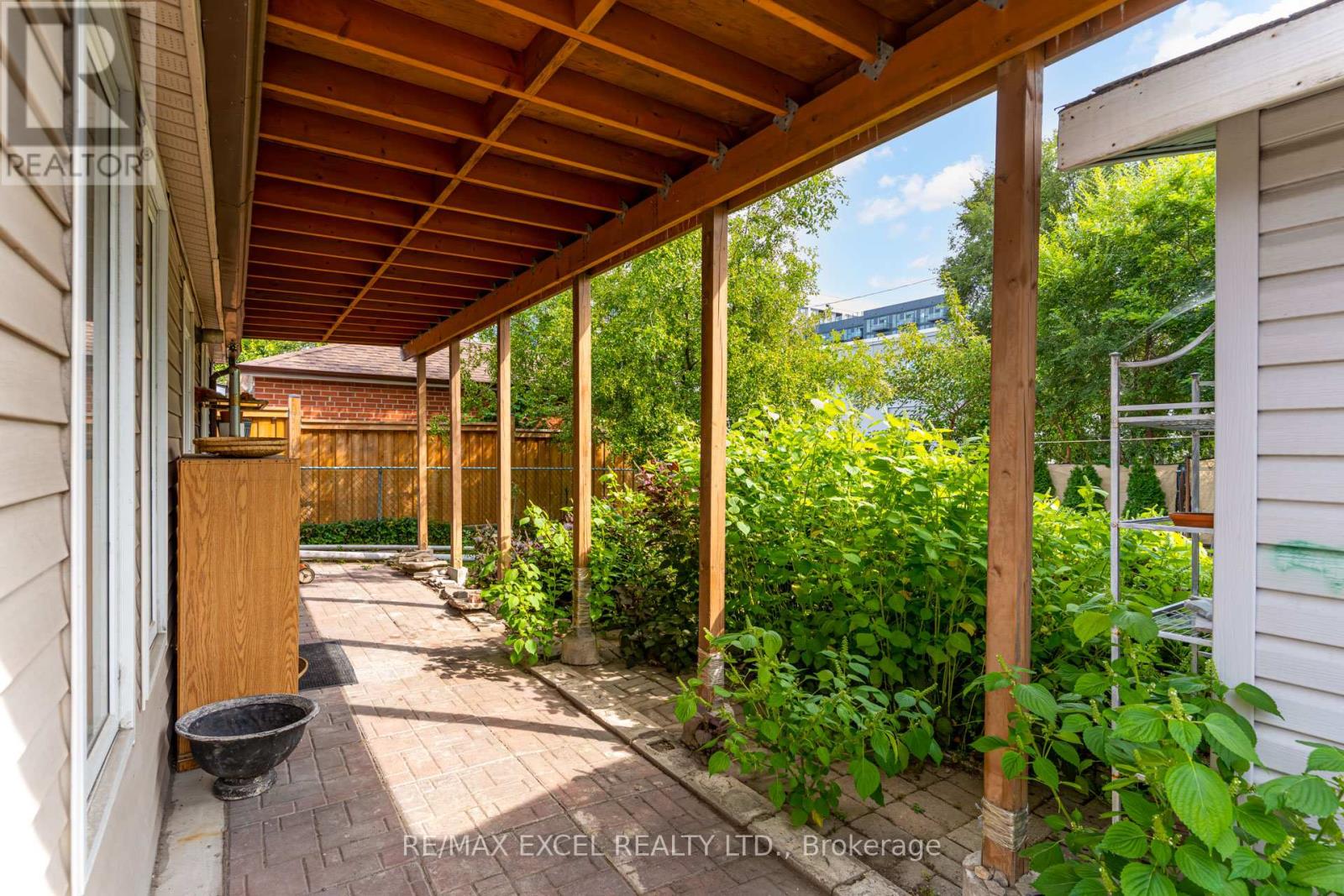 45 Stanmills Road, Toronto, Ontario  M8Z 1Y1 - Photo 42 - W12454312