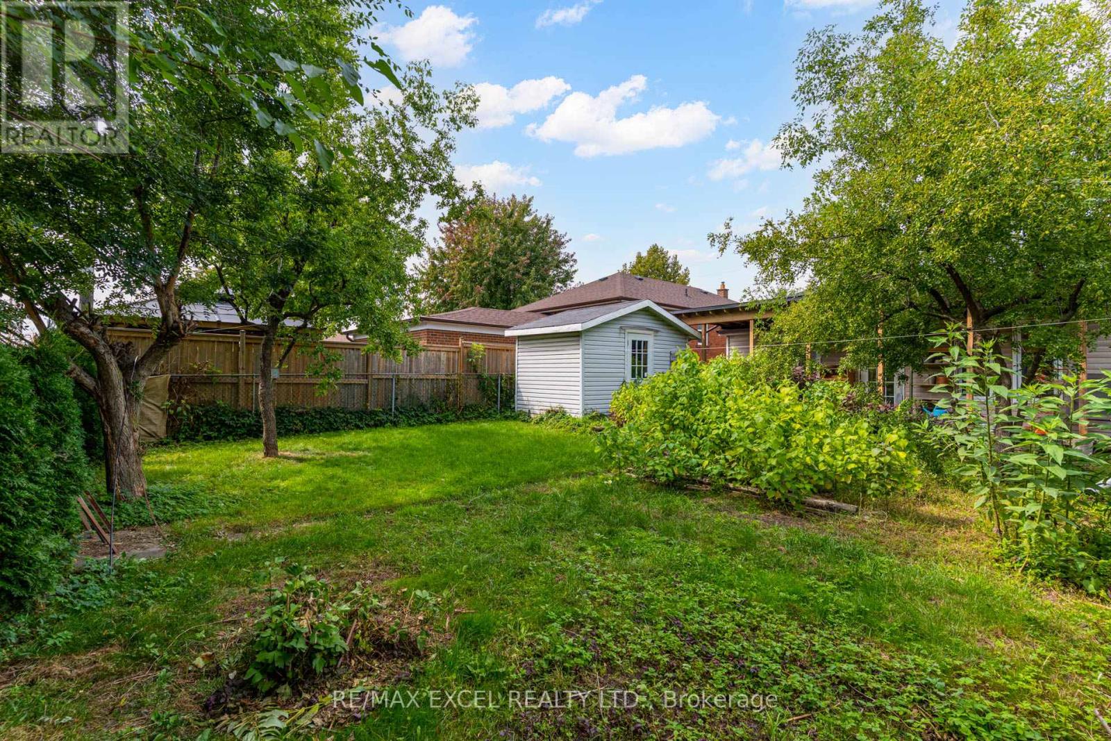 45 Stanmills Road, Toronto, Ontario  M8Z 1Y1 - Photo 49 - W12454312